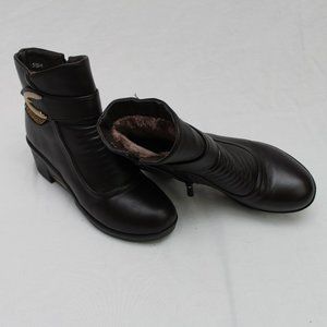 ANKLE LENGTH SNOW BOOTS